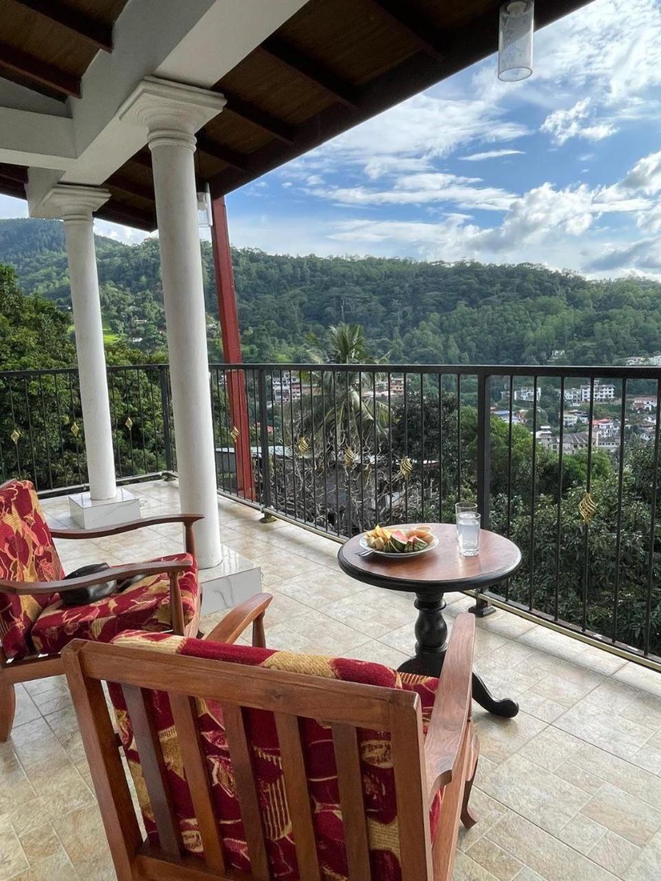 Kandyan View Homestay -Foreign Exterior photo